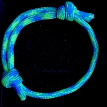 Verstelbare outdoor/surf armband groen/blauw armband