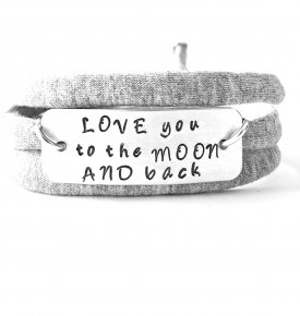 Love you to the moon and back armband